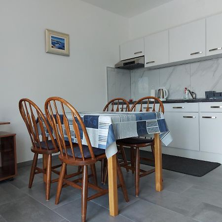 Apartmani Mare Novi Vinodolski Exterior photo